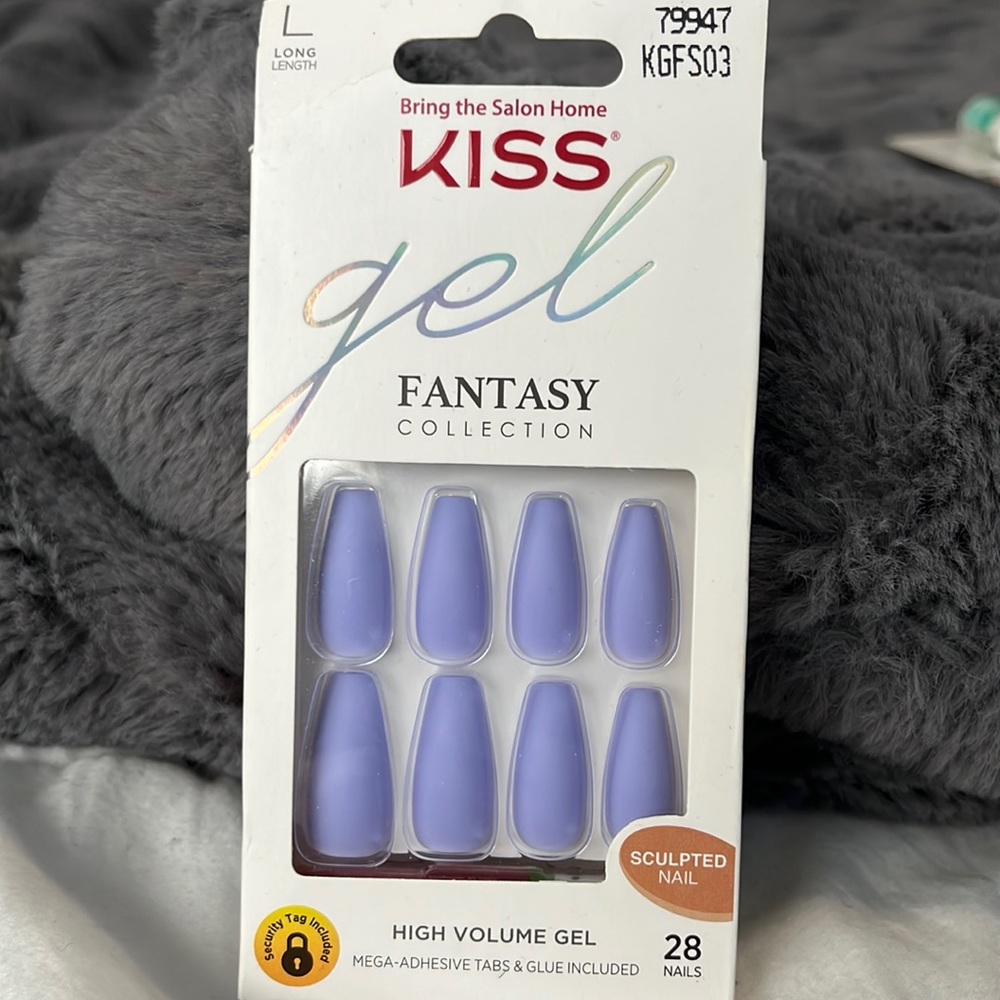 KISS Gel Purple False nails